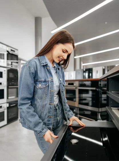 Integrierte E-Commerce-Plattform für den Vertrieb von Unterhaltungselektronik und das Servicemanagement